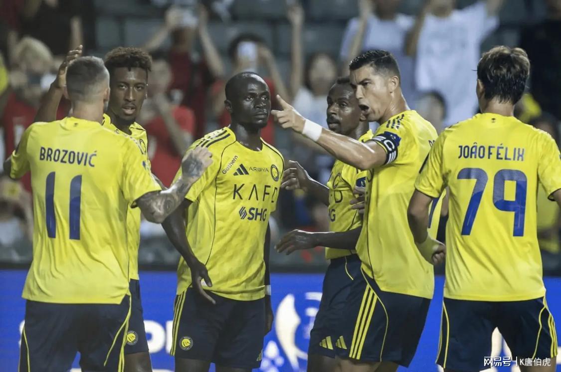 百度体育-C罗本可赚足金钱后就转身离开，但太过于较真的性格让他陷入指责